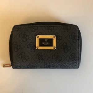 Guess wallet